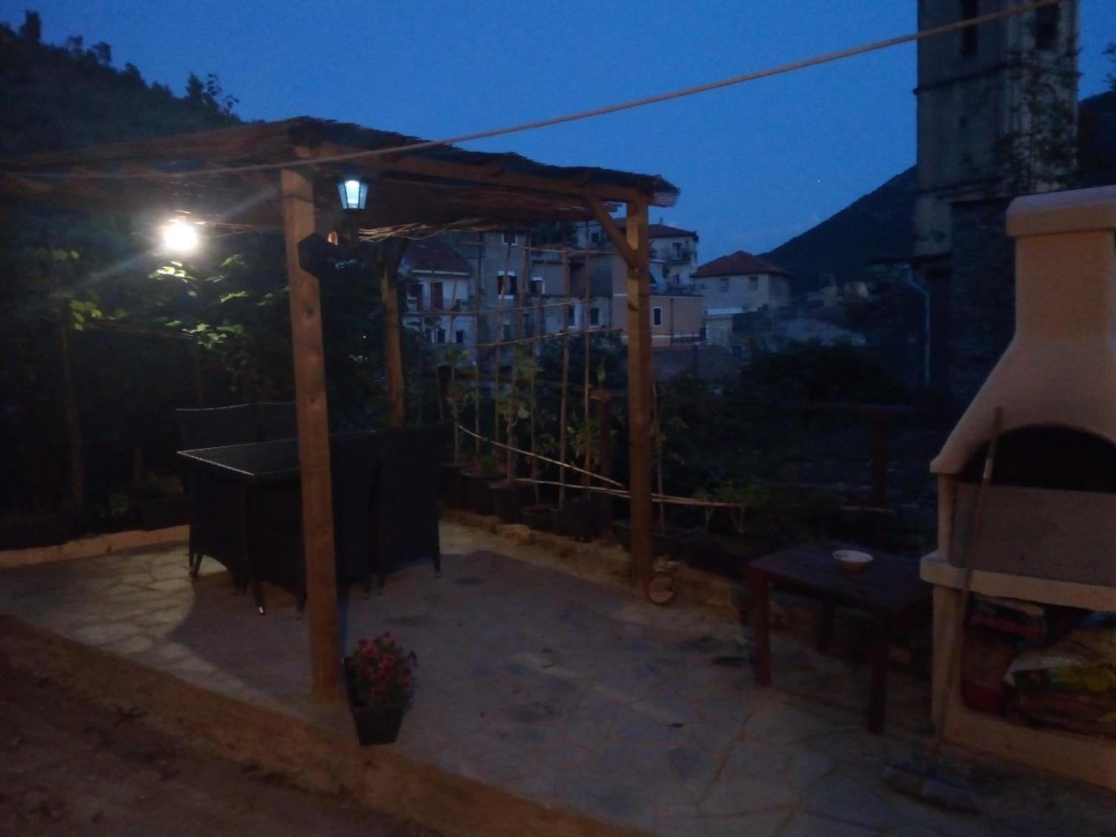 B&B 8A Castelbianco Colletta Buitenkant foto